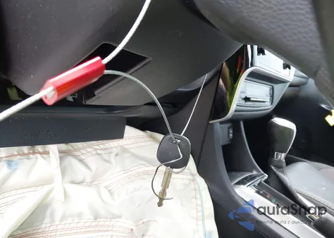 2017 Toyota Corolla L from USA, damaged, VIN 2T1BURHE2HC933529